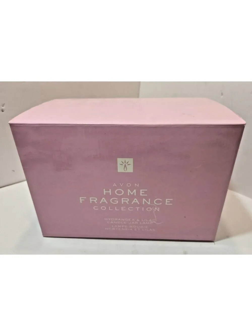 Avon Home Fragrance Collection Candle Jar Lamp Hydrangea and Lilac NIB